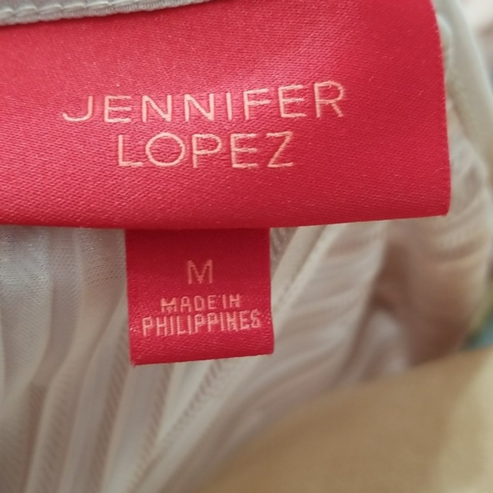Jennifer Lopez sleeveless  top, size M - Picture 10 of 10